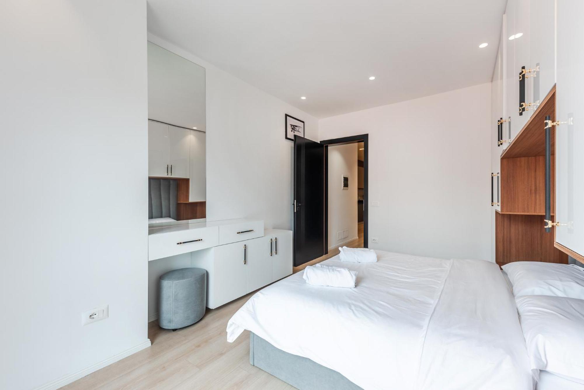 Mumba Apartments By Kondo Stays Tirana Exterior photo